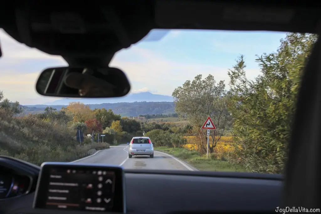 Peugeot 3008 GT-Line Castelfalfi Tuscany Sunset Travelblog JoyDellaVita