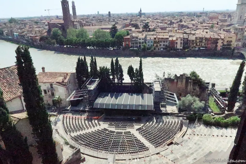 Teatro Romano di Verona, the more than 2000-year-old ancient theatre right by the river 5 Teatro Romano Verona Archaeological Museum