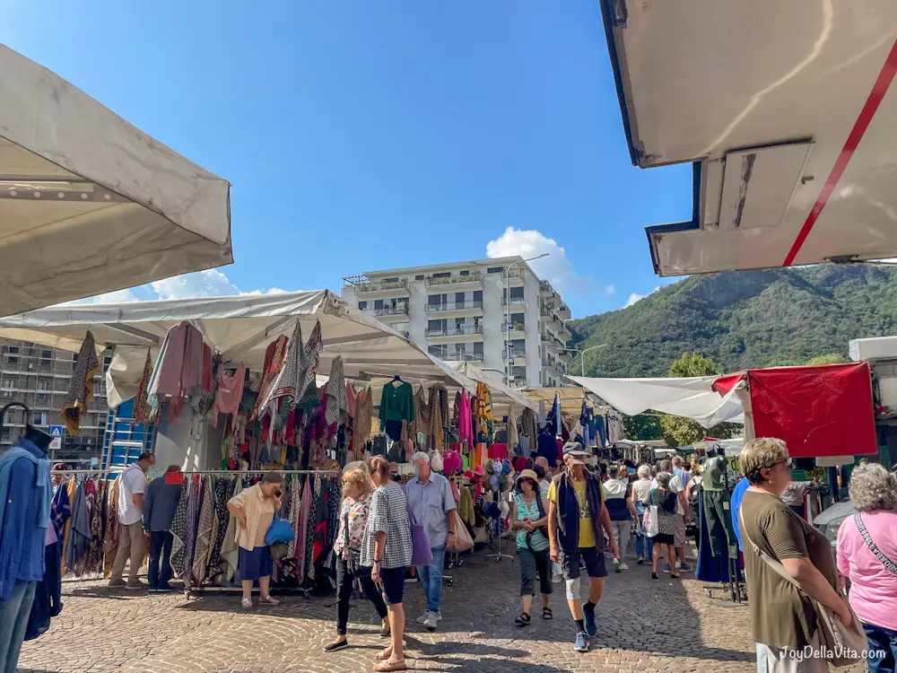 Market Day in Como / Lake Como – Where and When 9 Market Day in Como / Lake Como – Where and When